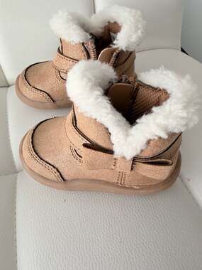 Stride Rite Munchkin Estella Infant Girls Faux Fur Winter Boots Size 3M